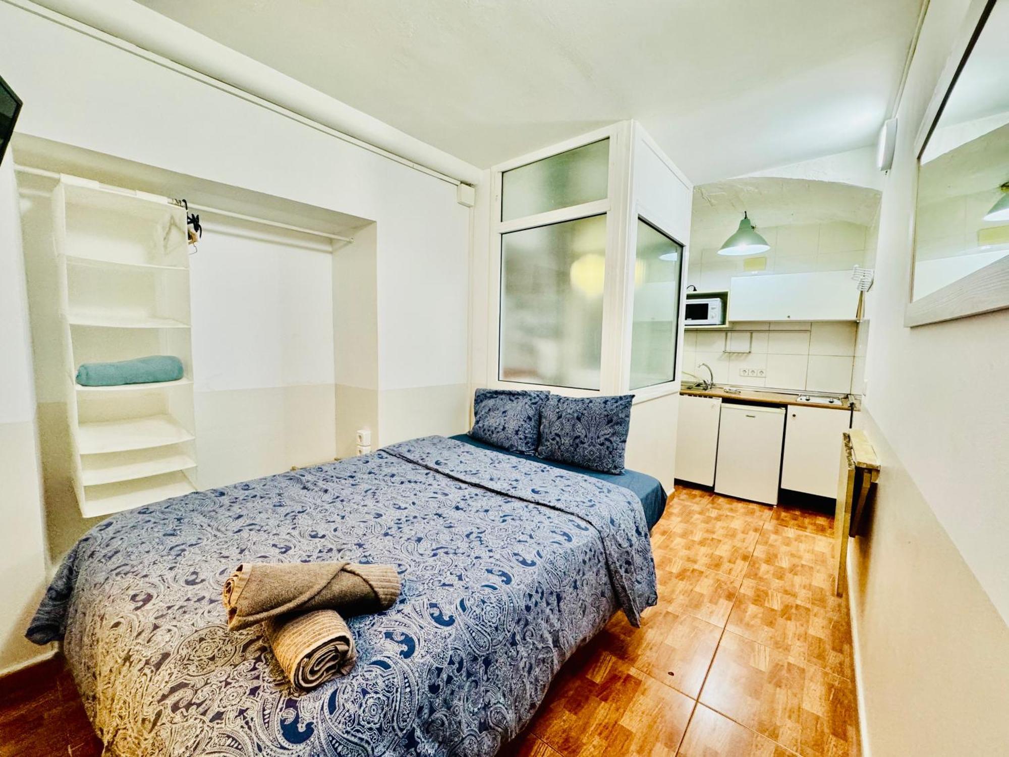 バルセロナ011 Apartamento 1 3アパートメント エクステリア 写真